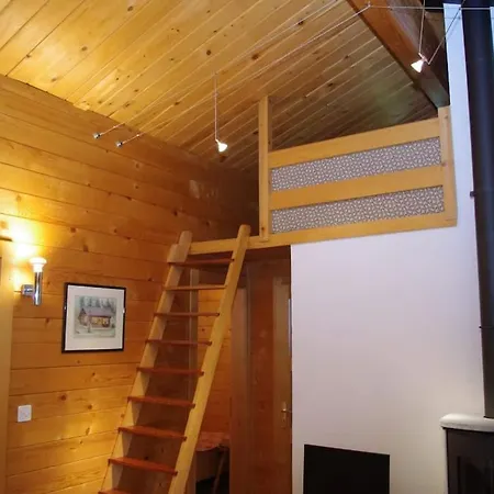 Chalet Le Bouvreuil Zinal, Le Vrai Petit De Vacances! Zinal