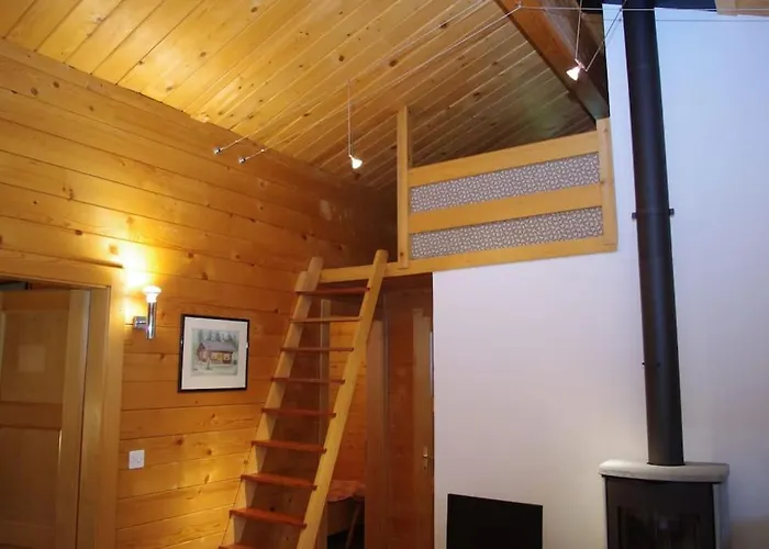 Chalet Le Bouvreuil Zinal, Le Vrai Petit De Vacances! Zinal